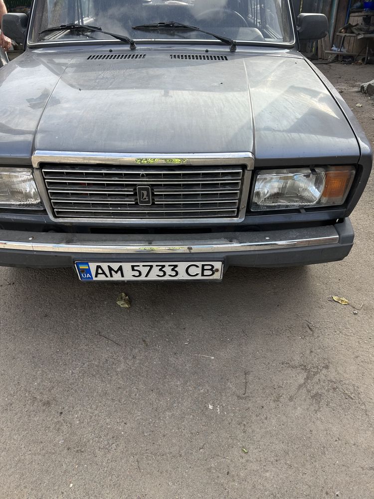 Авто ВАЗ 2107 інжектор