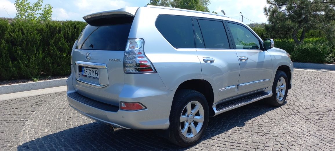 Продажа автомобиля LEXUS GX 460 2015 года