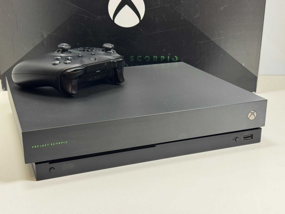 Konsola XBOX ONE X PROJECT SCORPIO 1TB z Padem Napędem Gwarancja