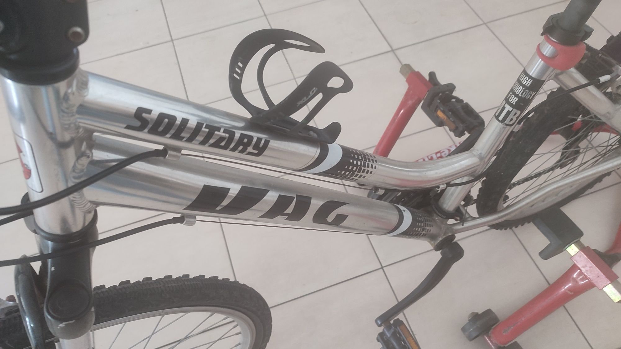 Bicicleta senhora em alumínio
