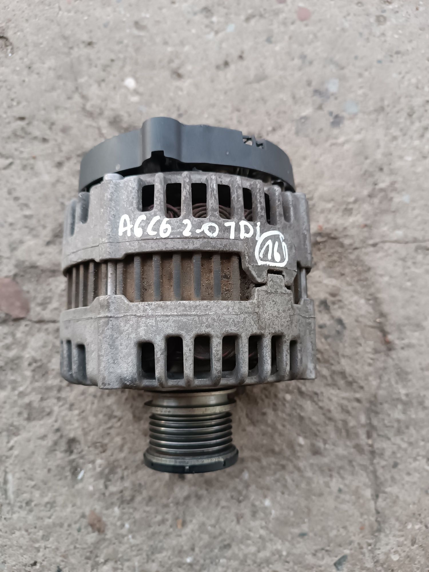 Alternator audi A6 C6 lift a4 b8 A5 2.0tdi caha 03l,903,016l 180a