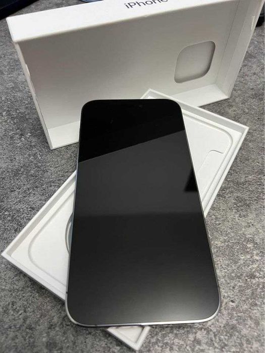 Продам Apple iPhone 16 Pro Max 256GB