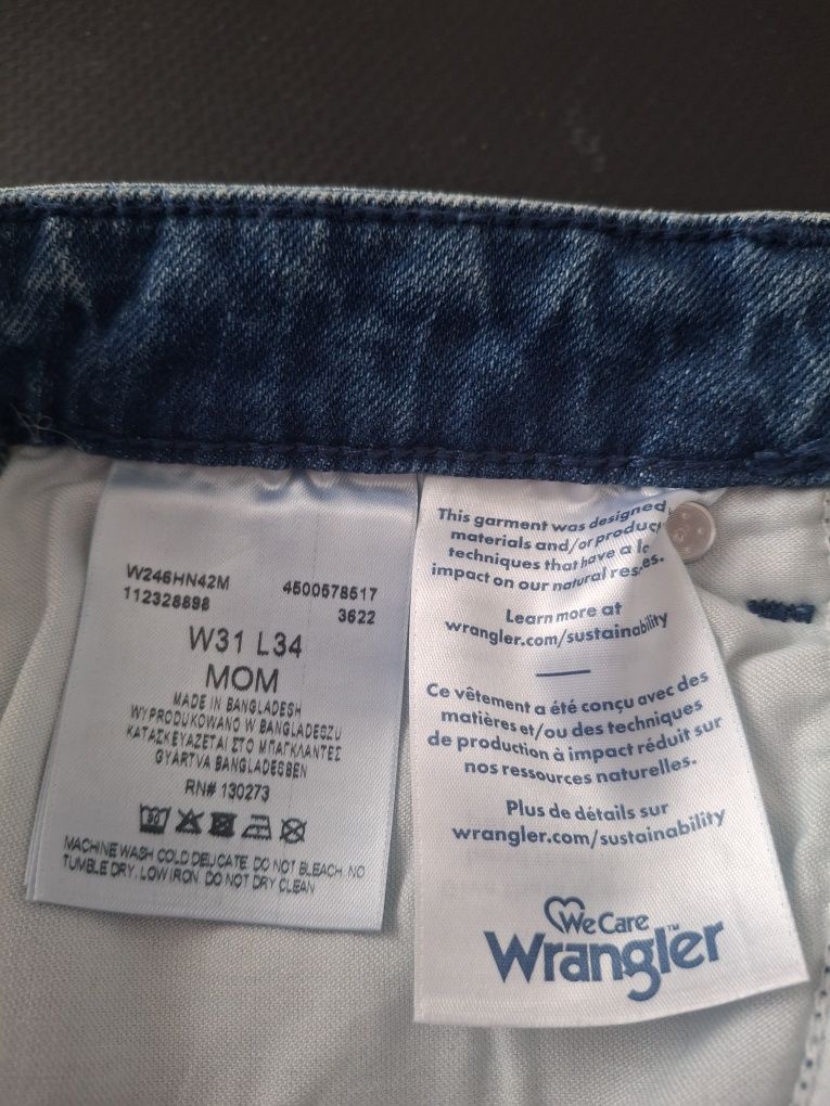 Джинсы женские новые Wrangler W31L44