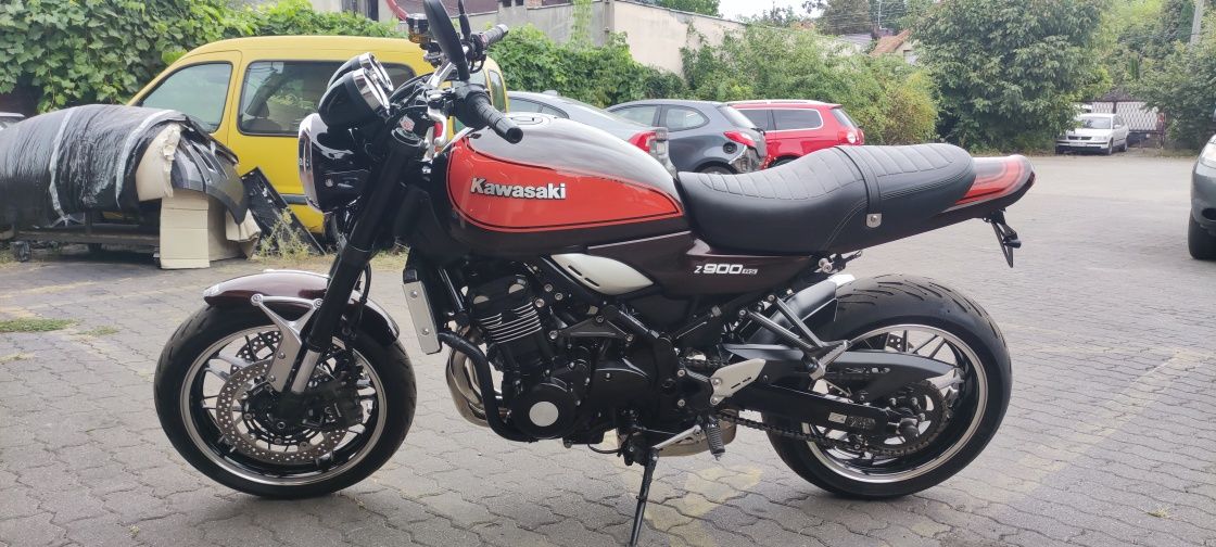 Kawasaki Z900RS 945cm3
