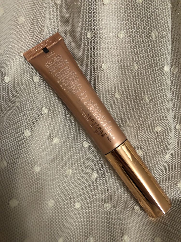 Nowy rozświetlacz Beauty Light Wand Pillow Talk Charlotte Tilbury