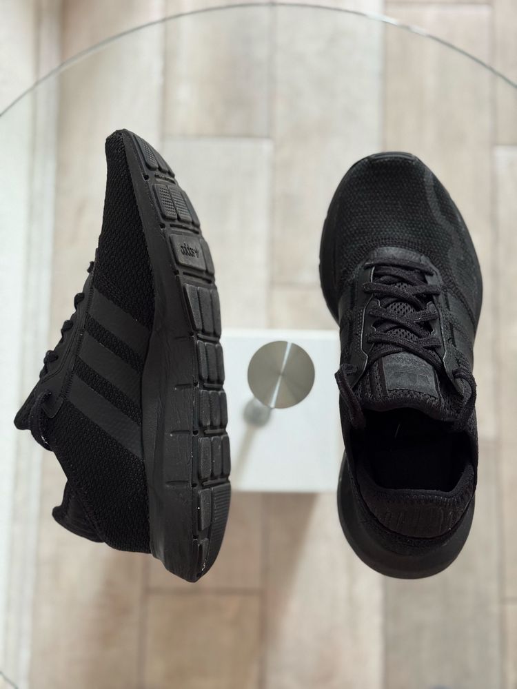 Коосівки Adidas Swift Run X, 42 ( 26,4 см )