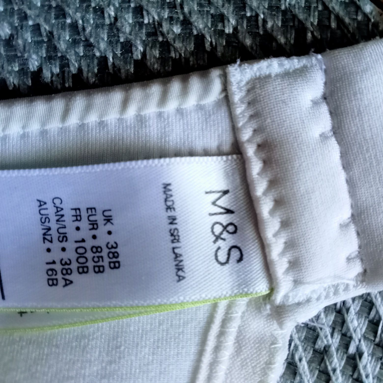 Biustonosz do karmienia M&S 85B