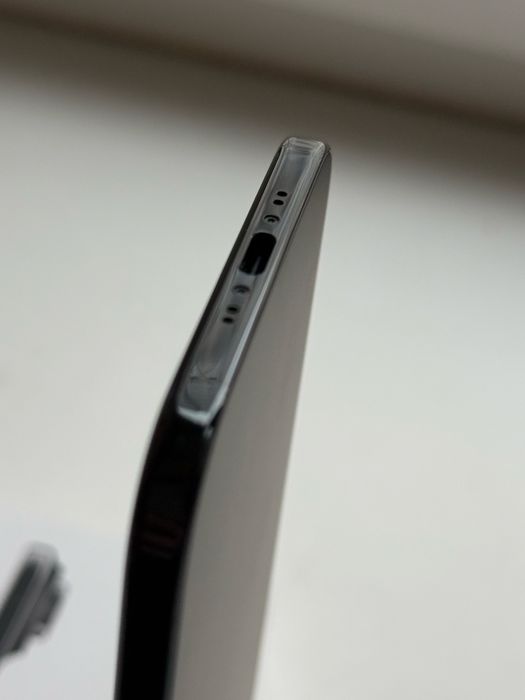 iPhone 17 air 256 GB на гарантии идеальное состояние