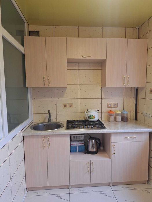 Продам 2-к.кв., ремонт, Одесская, Монюшко