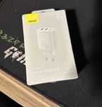 Nowa biała sieciowa ładowarka Baseus 30W 2x USB 1x Type C
