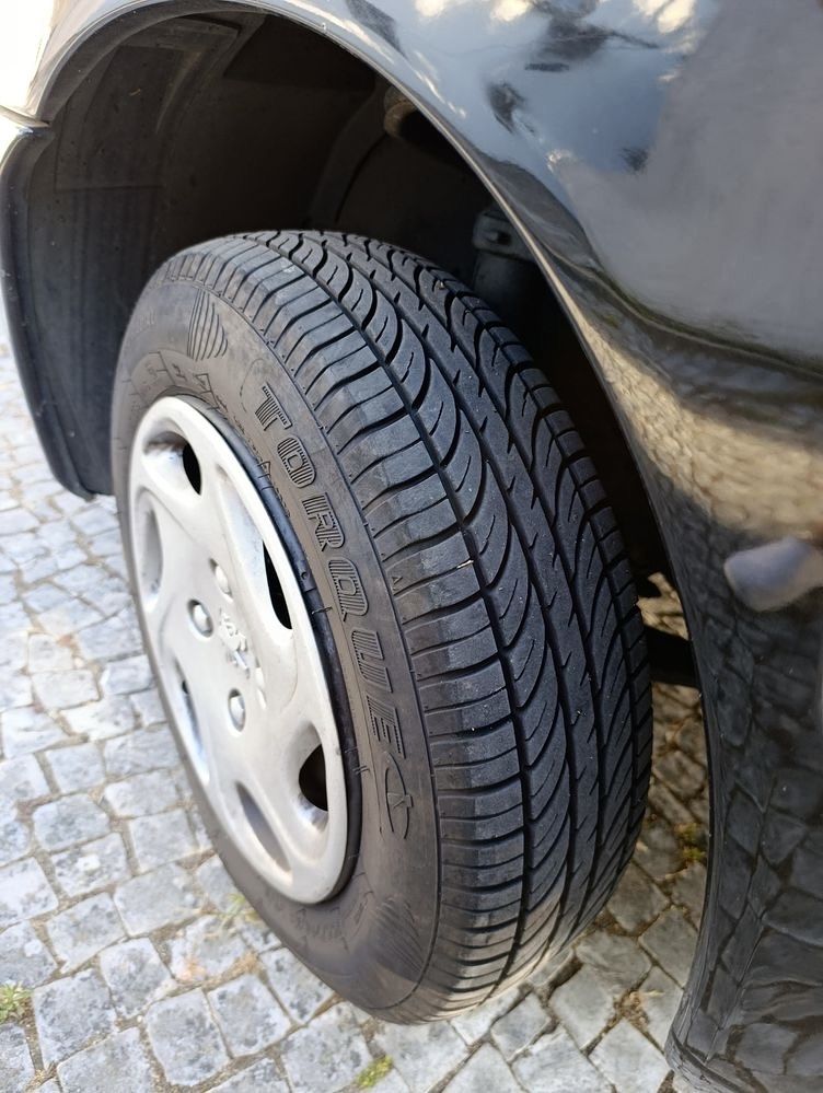 Peugeot 106 IMPECÁVEL