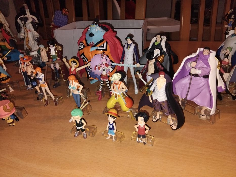 Coleção de bonecos  one piece completa
