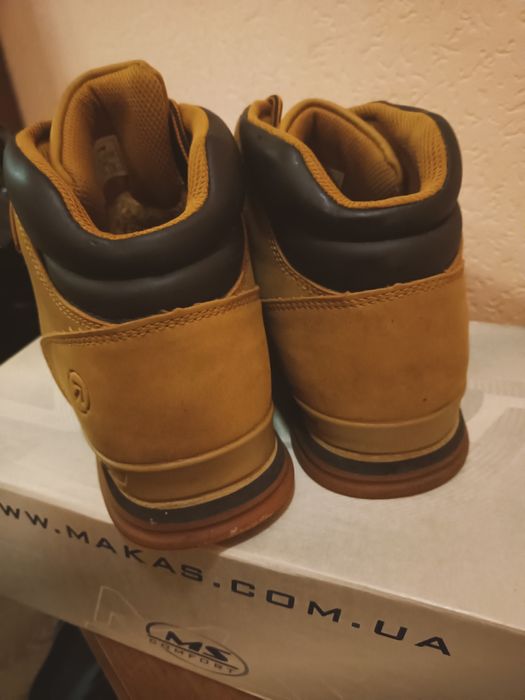 Чоловічі ботинки / черевики / кросівки / зимове взуття ТМ restime 44р.