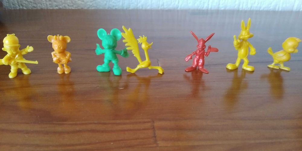 Bonecos monocromático,  Ou Comboios marca Lone star loocs