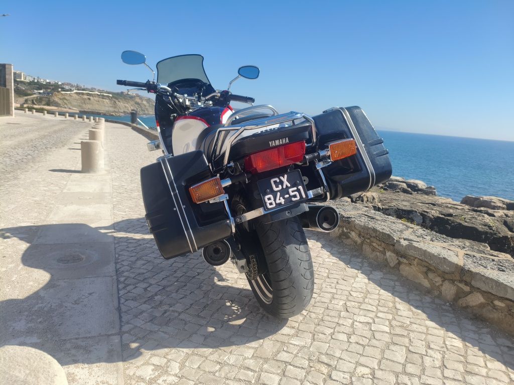 Yamaha Fj1100 com malas