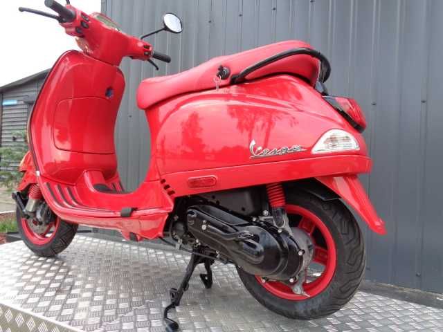 VESPA LX 50cc 2T kolor ferrari RED Dragon