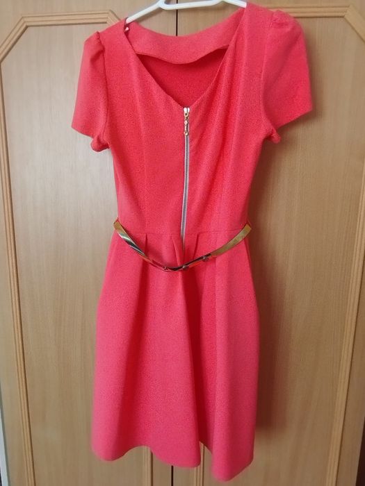 Продам гарну сукню