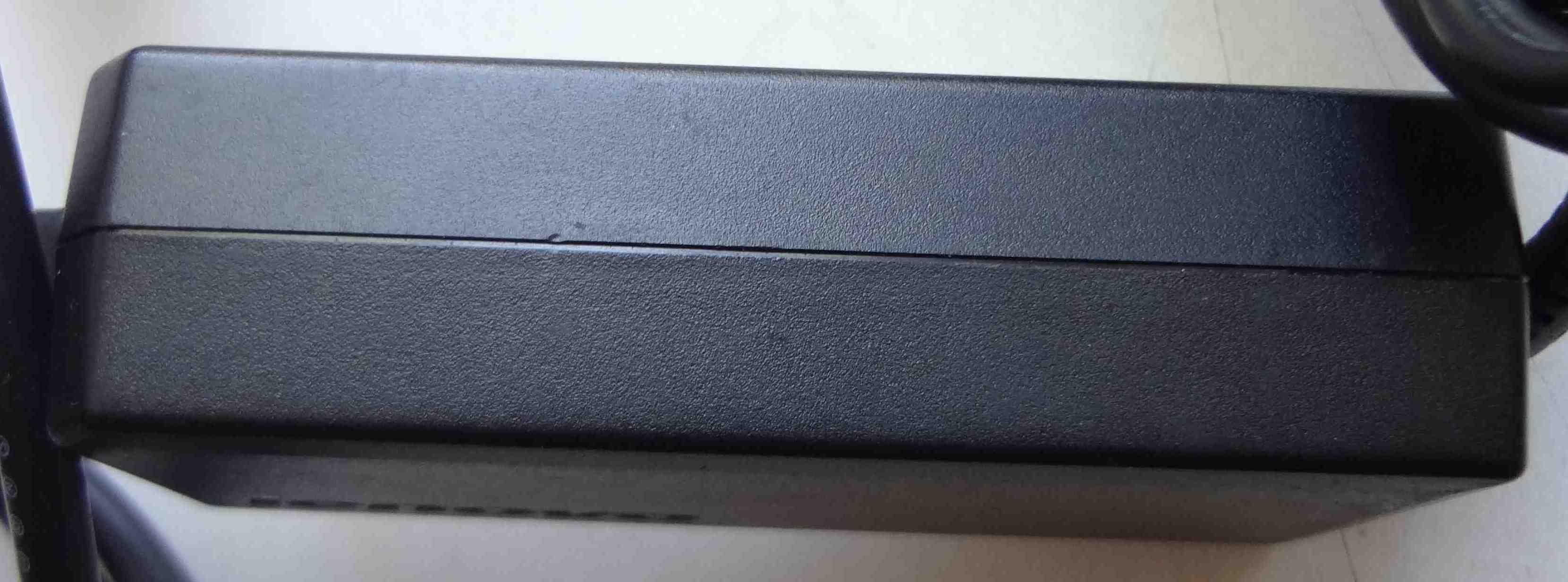Блок питания Lenovo 20V 3.25A 65W 45N0119 адаптер