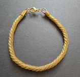 Pulseira em malha aço dourada Nova
