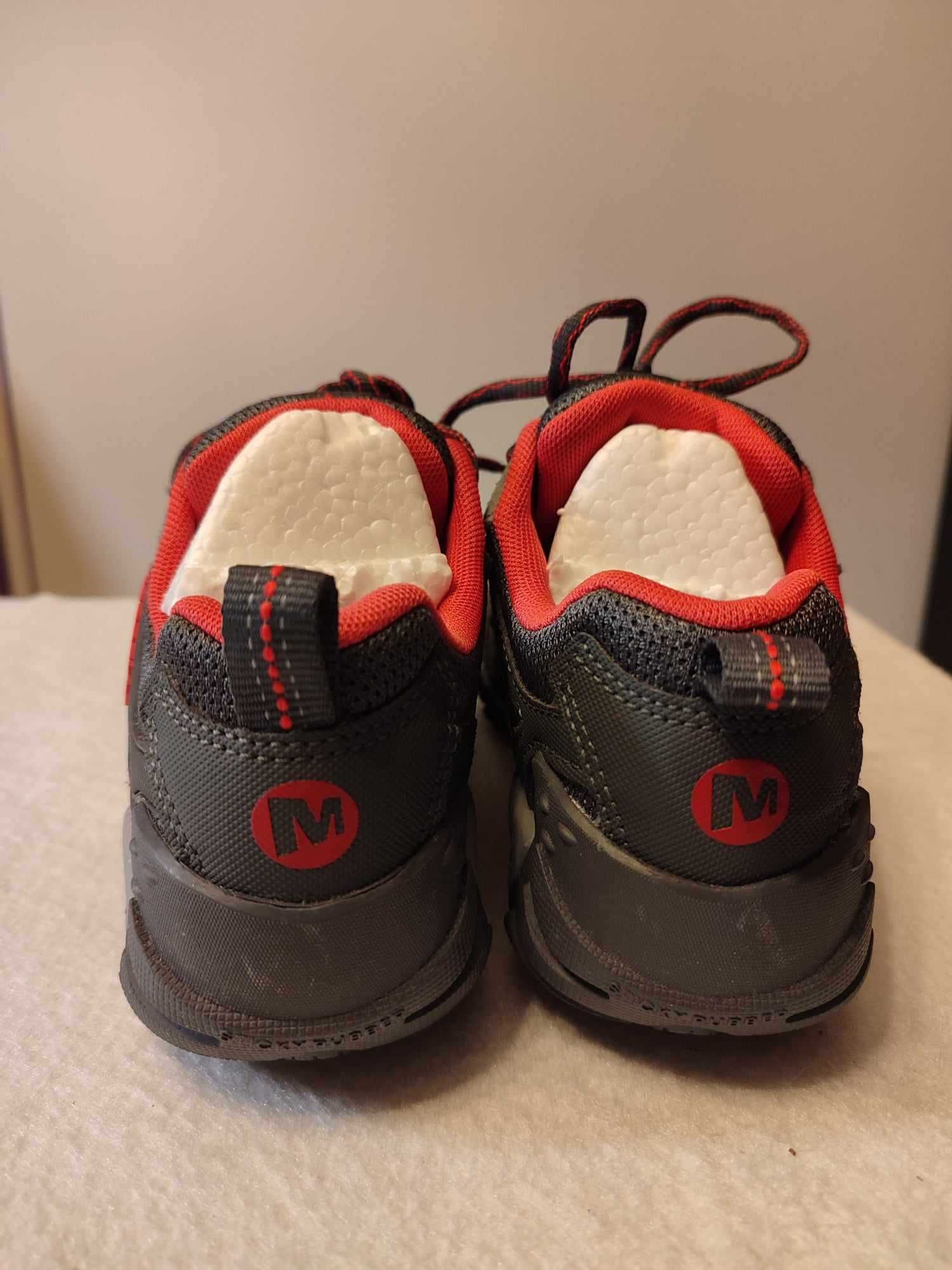 Sapatilha de Trilho MERRELL 37 NOVA