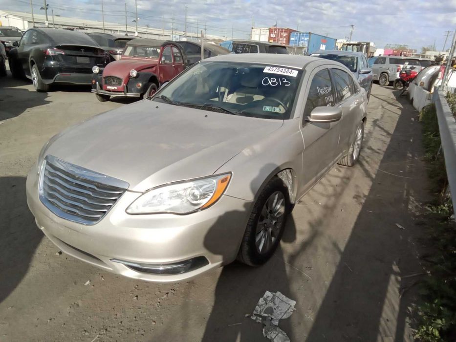 Chrysler 200 LX 2013