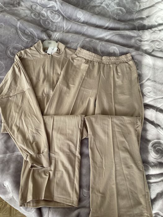 Новий спортивний костюм костюм для прогулянок