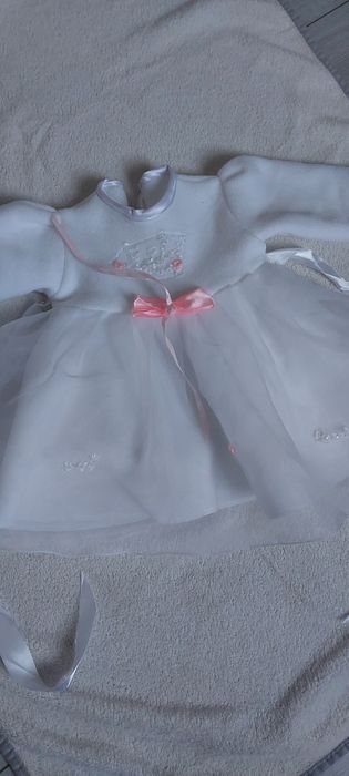 Piękny zestaw do chrztu dla dziewczynki małej księżniczki sukienka 62