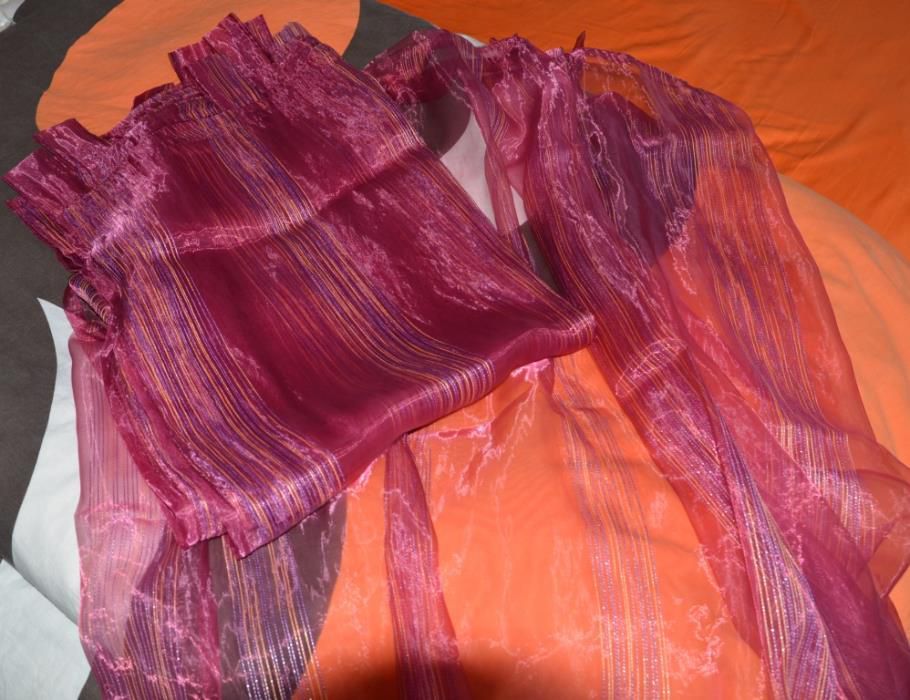 Cortinas Organza Fushia (1,35 x 2,20 m)