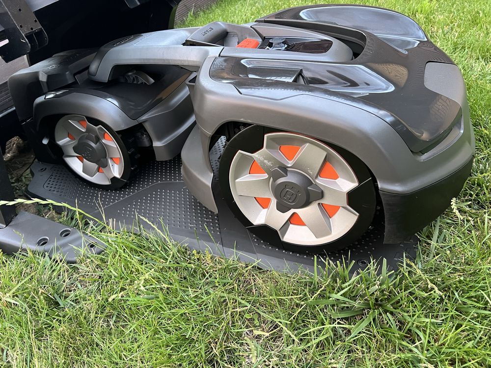 Sprzedam robot koszacy Husqvarna Automower 435X AWD