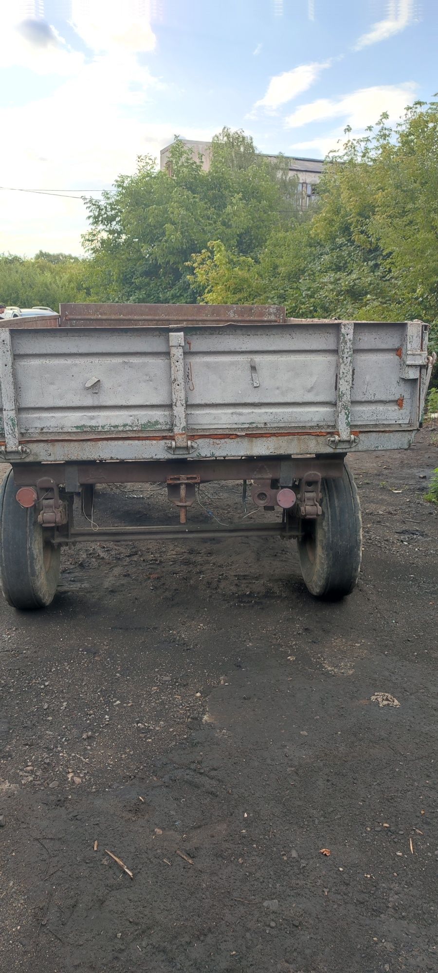 Продам причіп 2 ПТС 4 в хорошому стані.