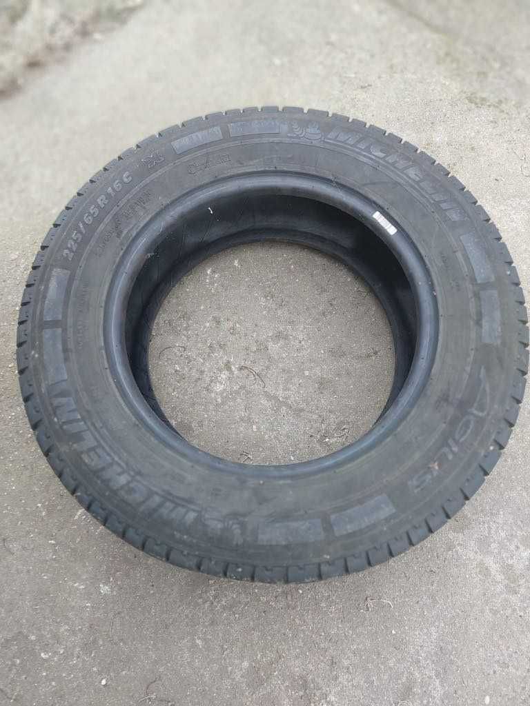 Opona 225/65 r16 C Michelin Agilis