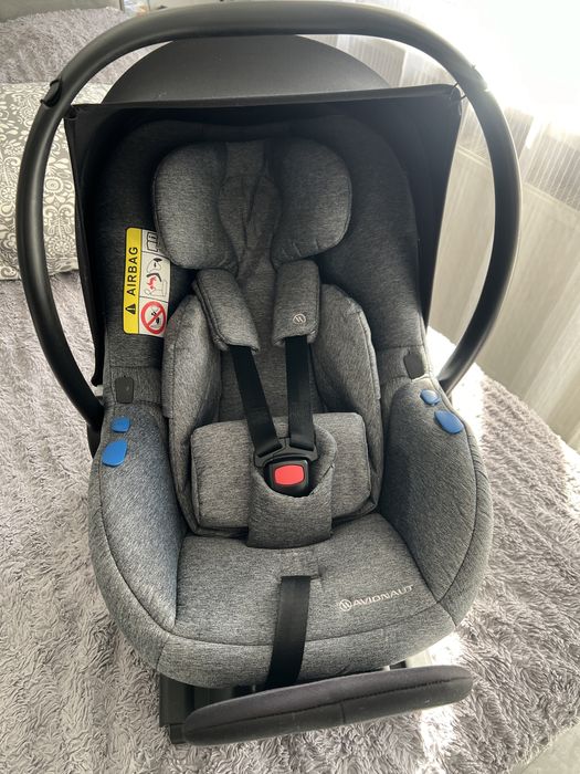 Fotelik avionaut z bazą