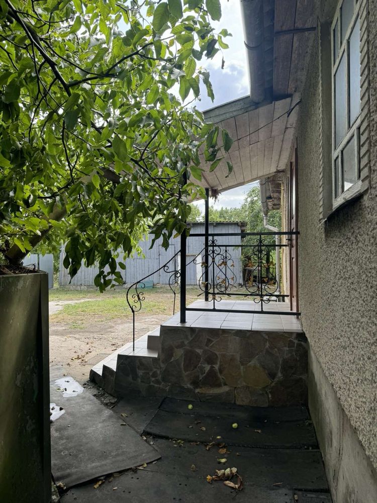 Будинок у с.Тетевчиці, Червоноградський район, поруч м.Радехів