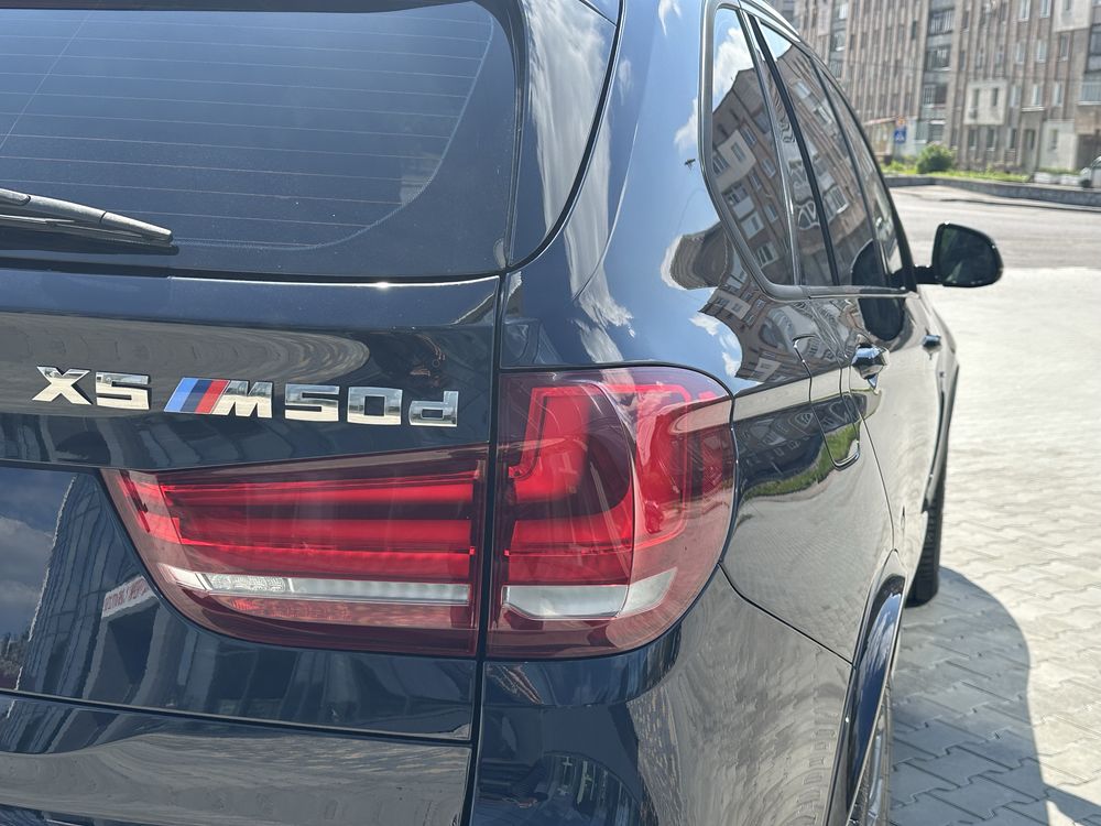 BMWX5m50d 2017 року