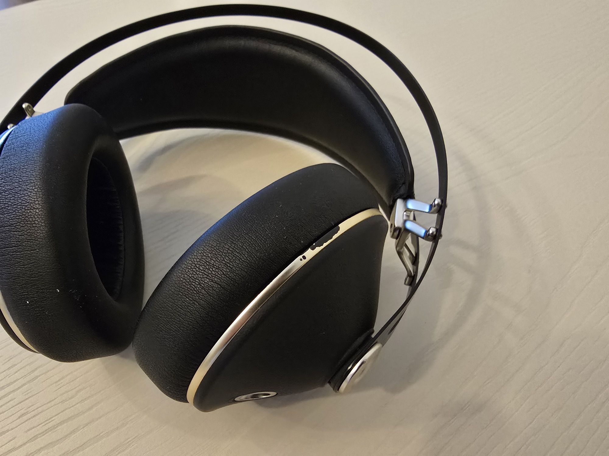 Headphones Meze 99 Neo