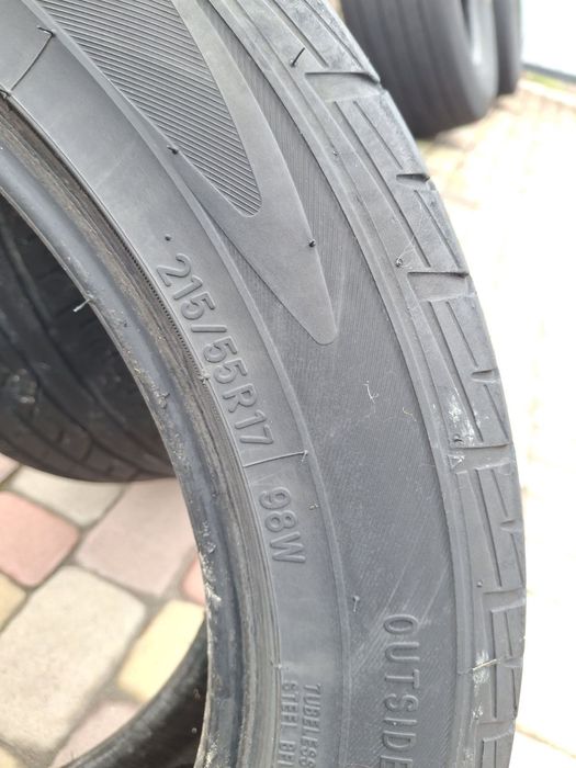 Резина TOYO Proxes 225/55 R17 98V літня резина