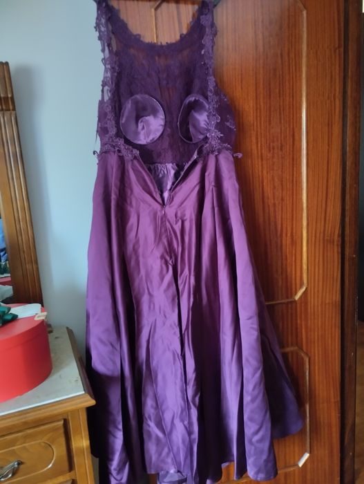 Vestido de cerimónia lilás