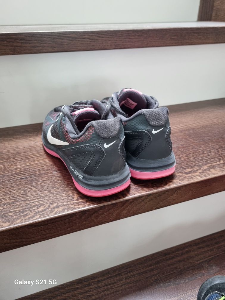 Nike dual fusion buty do biegania 37.5