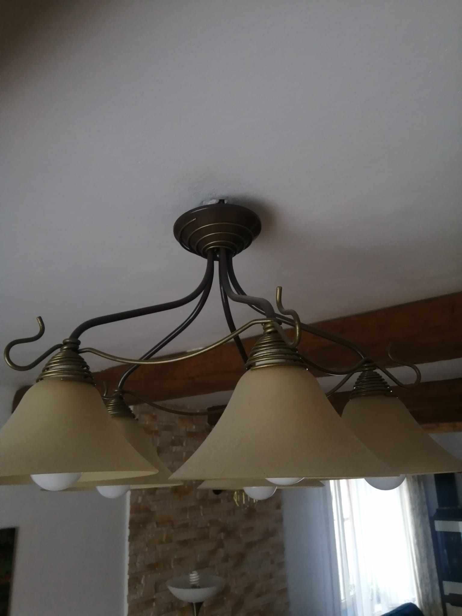 Żyrandol w idealnym stanie sprzedam