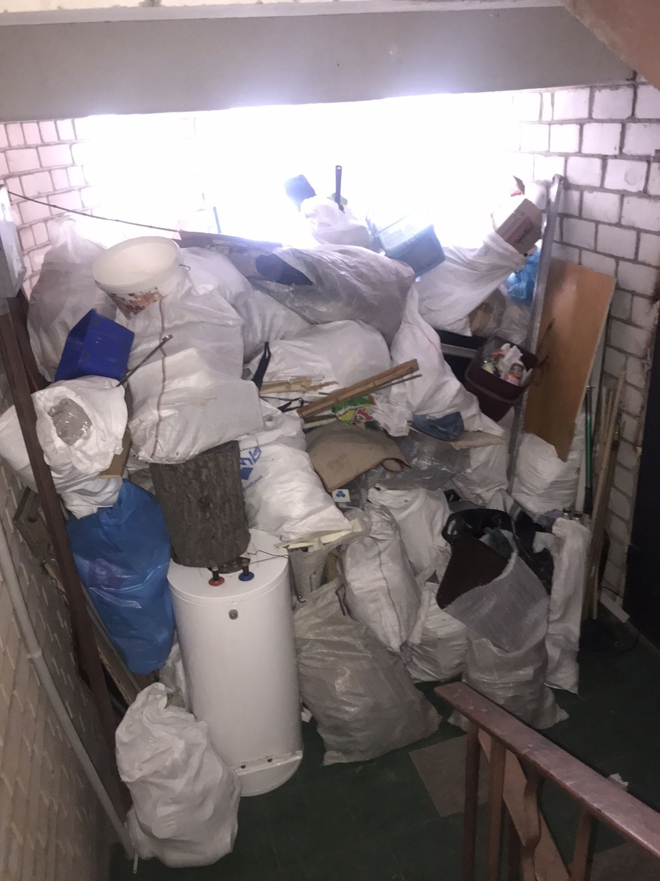 Вывоз строительного и бытового мусора. Вывоз старой мебели, вывоз хлам