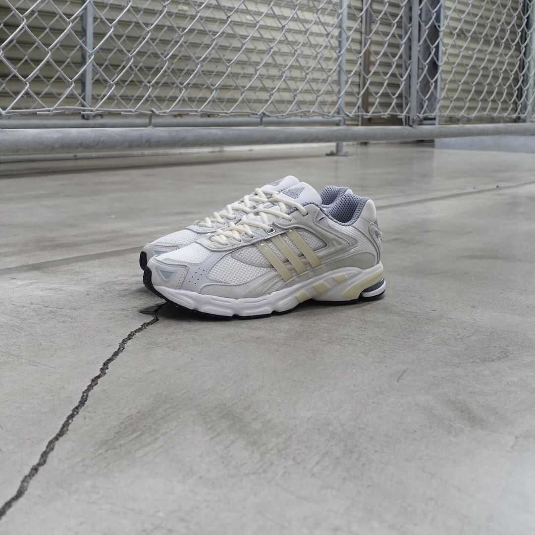 Кроссовки Женские/Кросівки Жіночі Adidas Response Cl/Останні Розміри