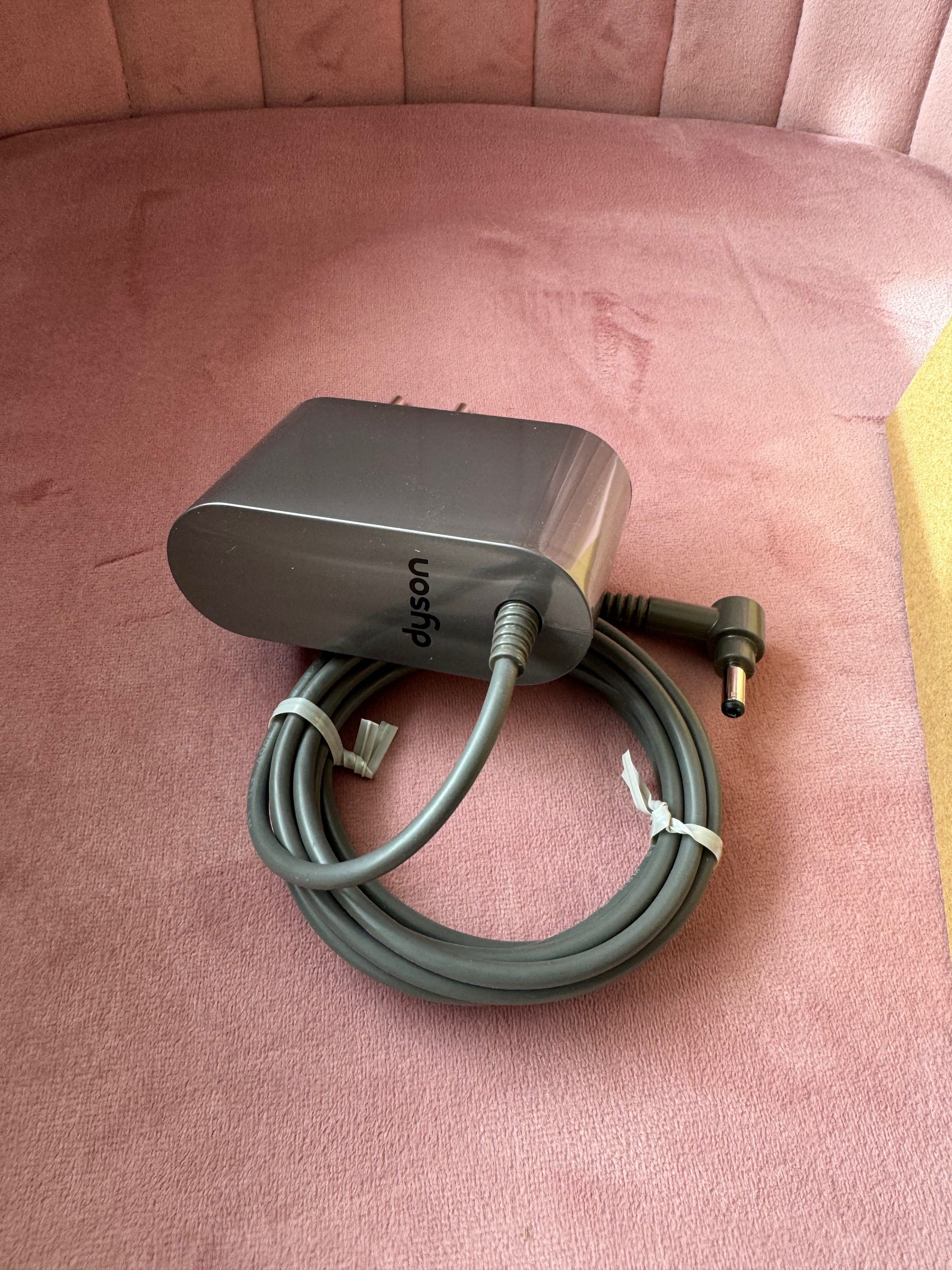 AC adapter / ładowarki do Dyson V12 Detect Slim Absolute - Dyson 33.5W