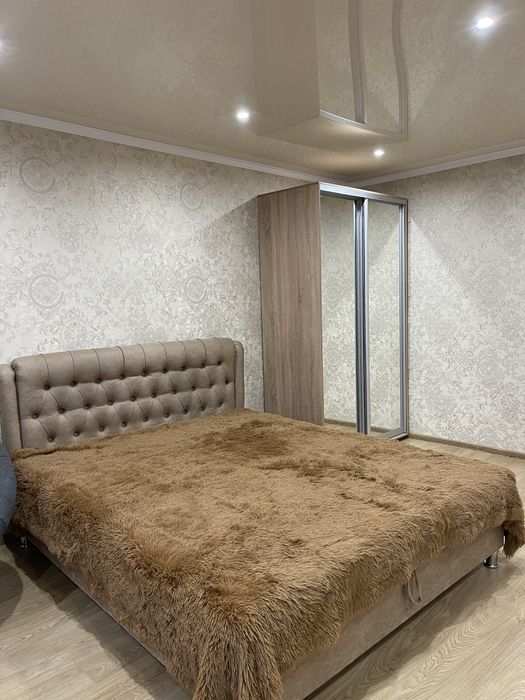 Сдам шикарную и теплую 1-комнатную квартиру !