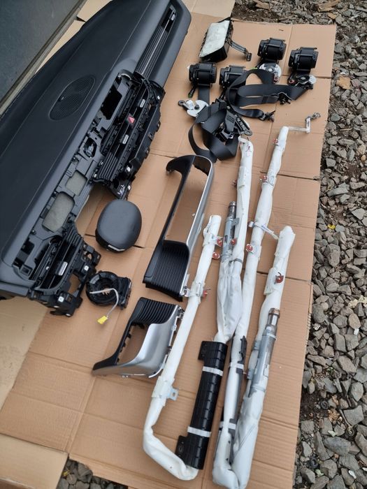 Hyundai Ioniq 5 AIRBAG подушка руля сидіння торпеда шторка ремінь