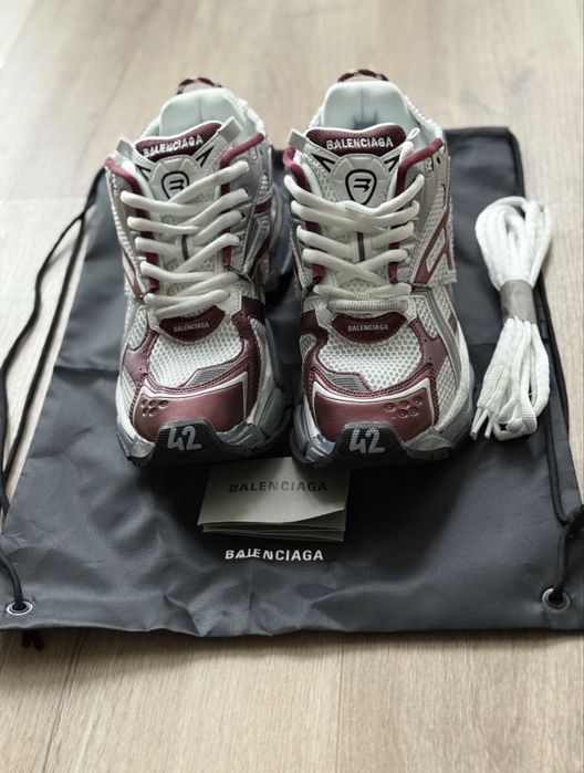 Balenciaga runerr white/red 42