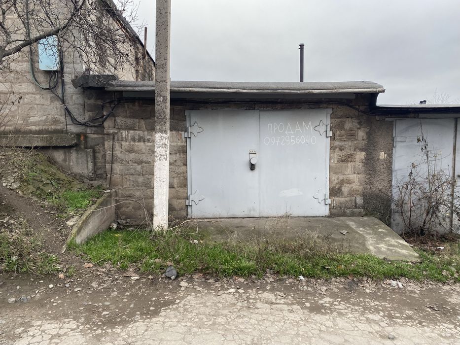 Гараж в Звездном