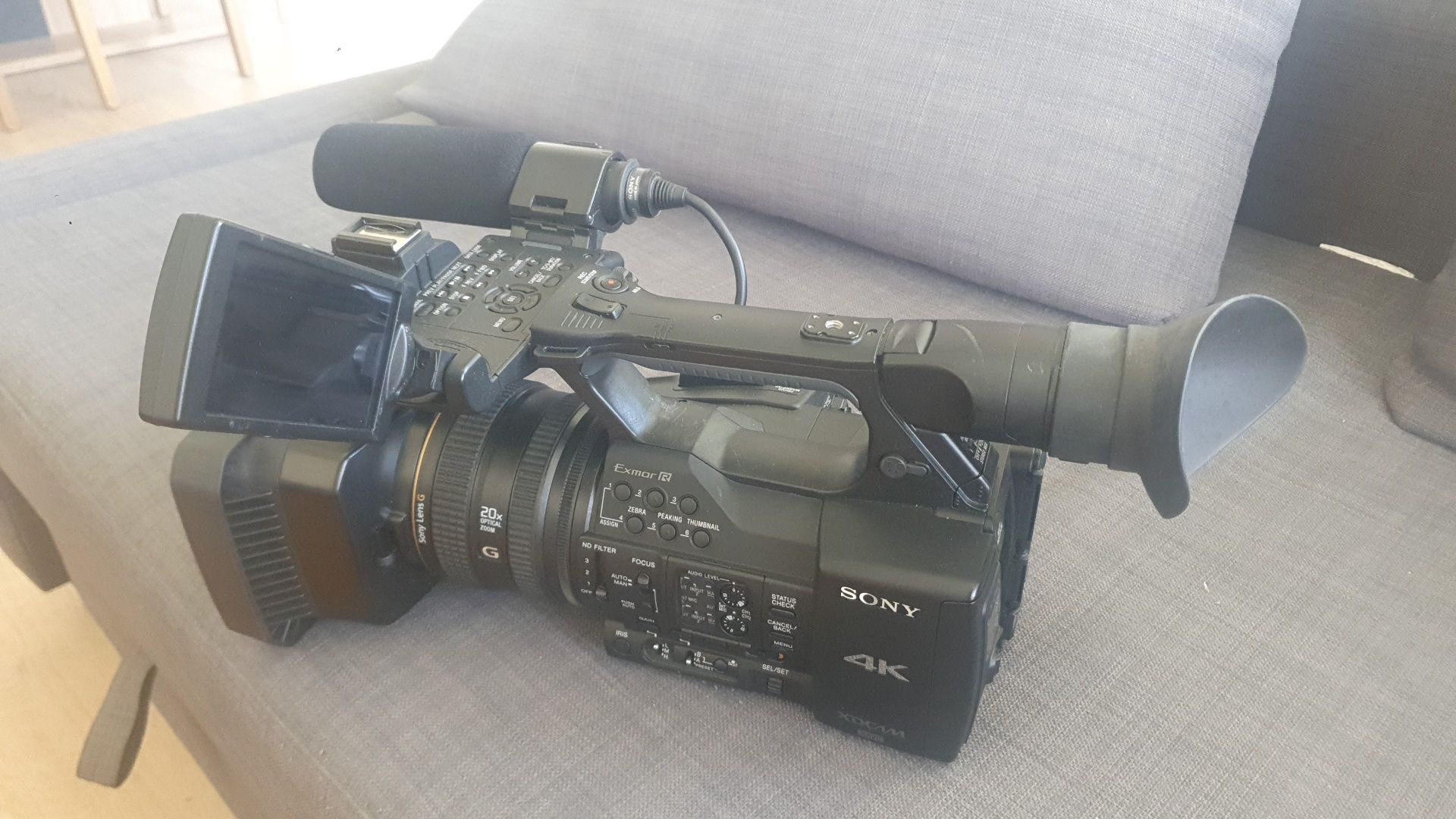 Maquina sony 4K profissional PXW Z100