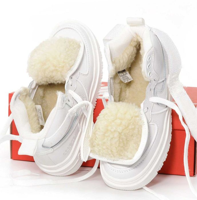 Зимові Жіночі Кросівки Nike Air Force 1 Luxe Gore-Tex 36-40 (Хутро)