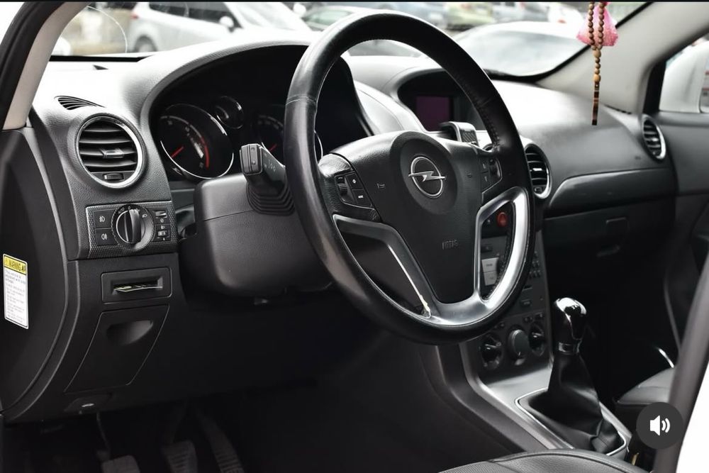 Opel Antara 2010 2,0 дизель 4х4