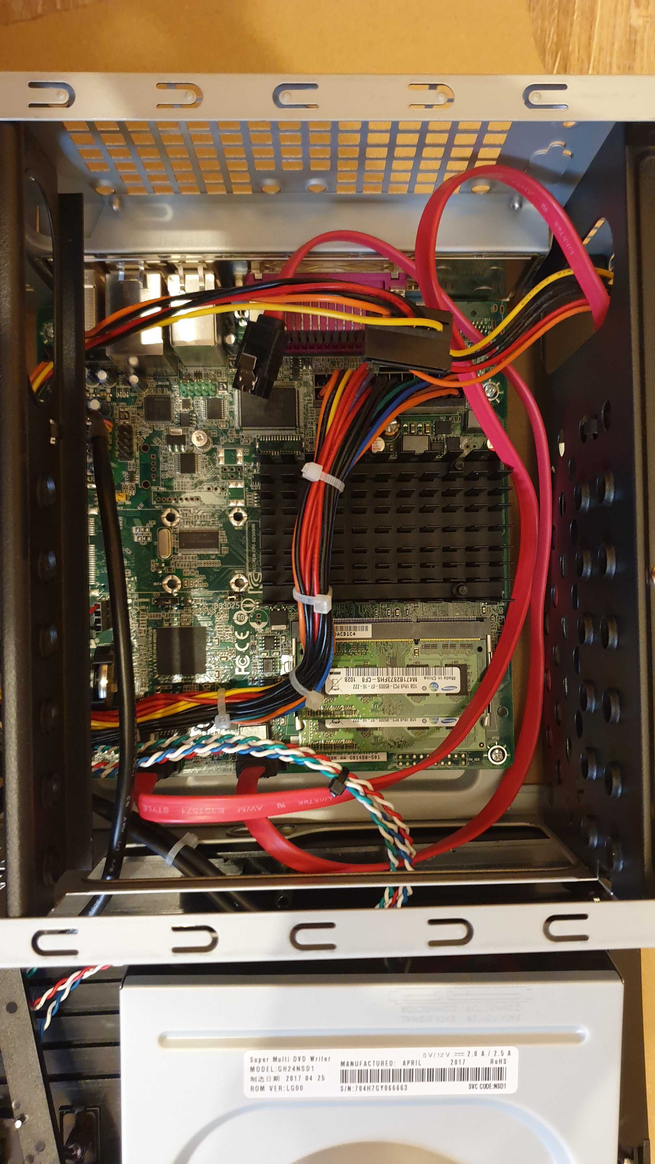 Komputer ITX Intel D2500HN Chieftec BT-02B-U3-250VS 30GB SSD 2GB RAM